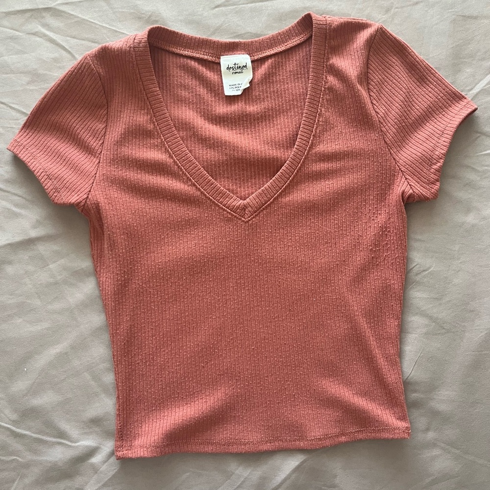 TILLYS V-Neck Rib Womens Tee
